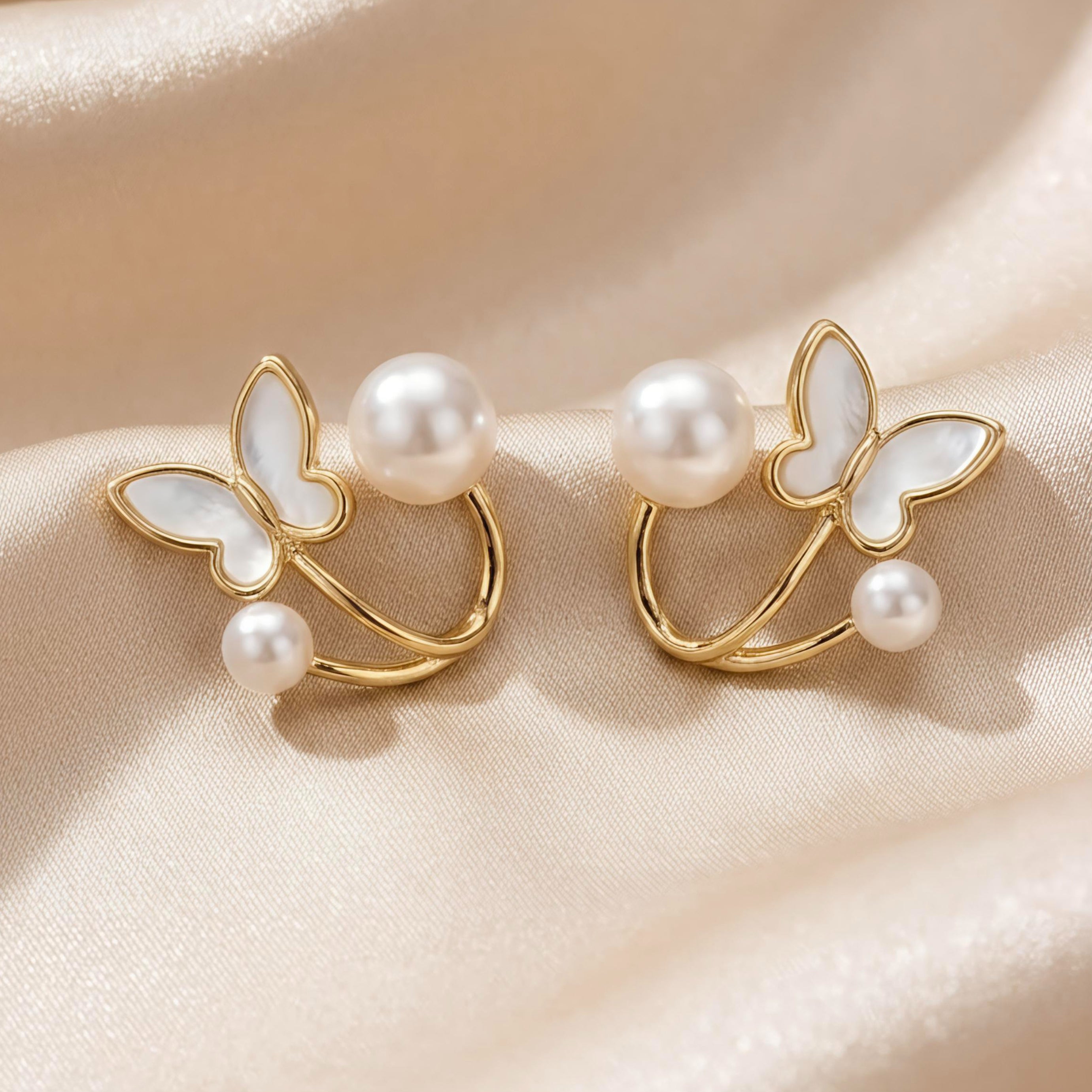Mimi Gold Glow Earrings