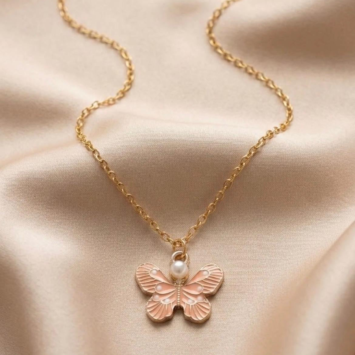 Minimalist pendant Necklace