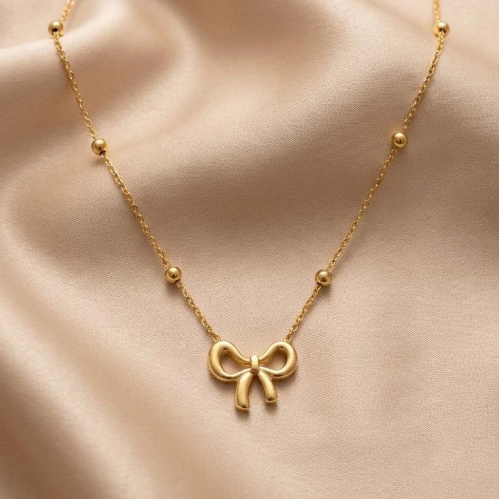 Cult bow chain