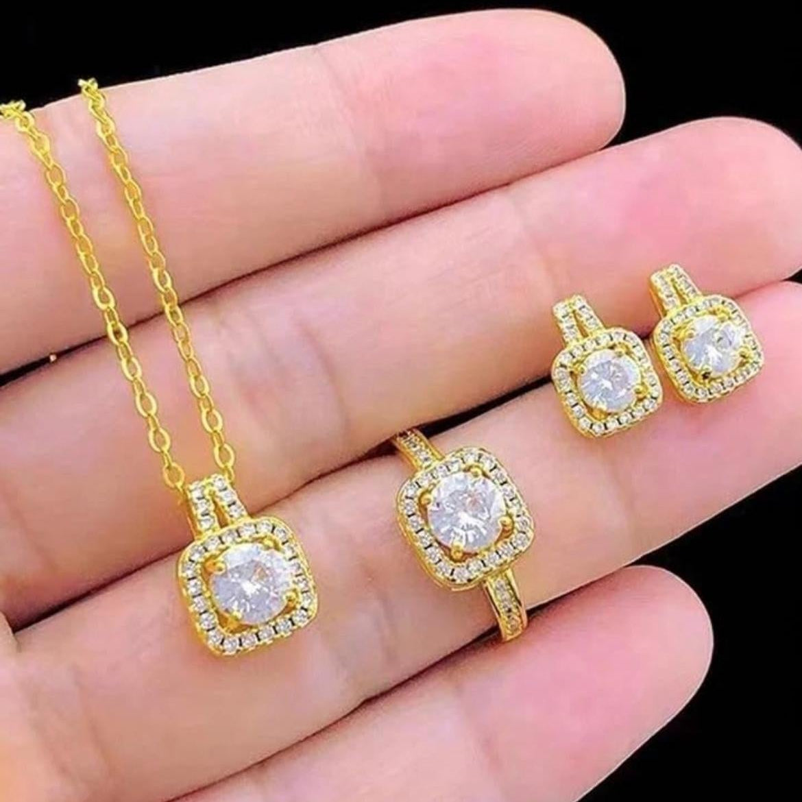 Rhinestone Imitation/Artificial Jewellery 4Pcs